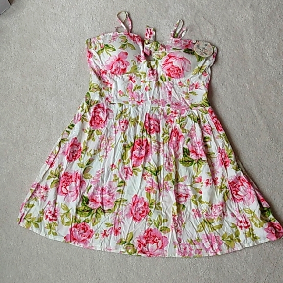 Jolie & Joy Strap Floral Peyton Dress - Picture 1 of 6